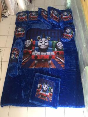 Karpet rasfur karakter Thomas